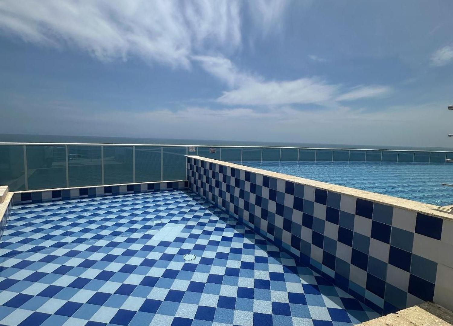 Pent House 450 Mts 360 Front Ocean View Playa Azul Cartagena