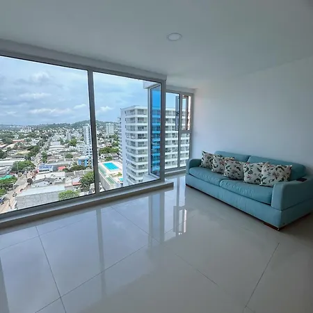 Сasa de vacaciones Pent House 450 Mts 360 Front Ocean View Playa Azul Cartagena
